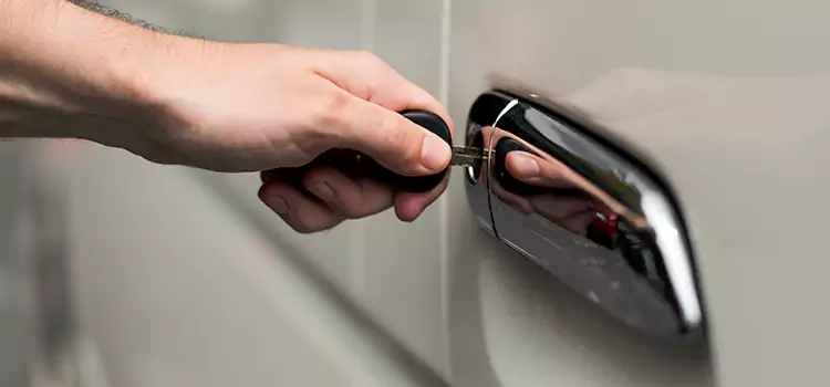 Why Choose Our Auto Locksmith Team in New Berlin, WI?